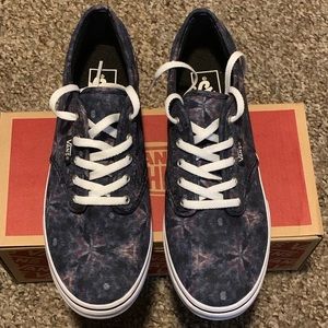 **BRAND NEW** Atwood Low Canvas VANS